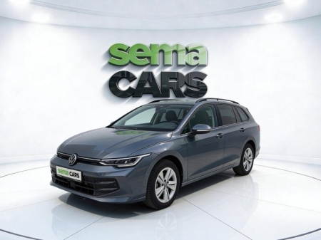 Volkswagen Golf 1.5 eTSI 85kW Life DSG7 Tažné Volkswagen Golf 1.5 eTSI 85kW Life DSG7 Tažné